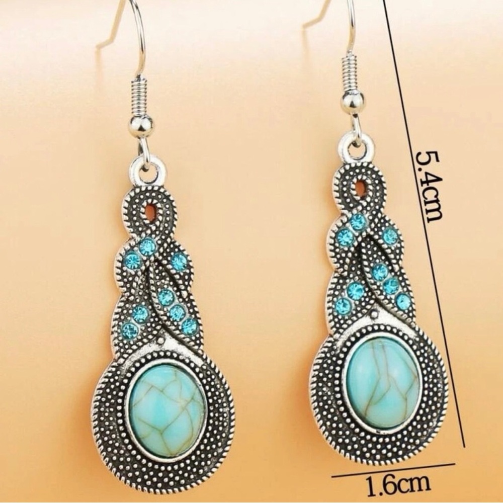 Bohemian Vintage Style Turquoise Color Dangle Earrings - Picture 4 of 5